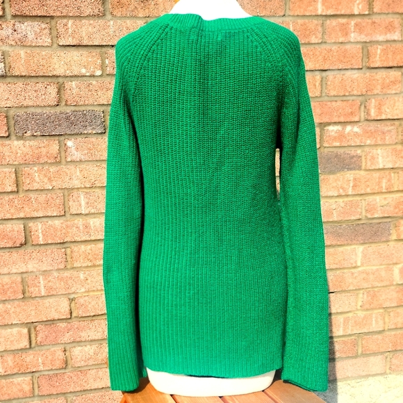 2pc bundle- Liz Claiborne sweater/top - Picture 3 of 7